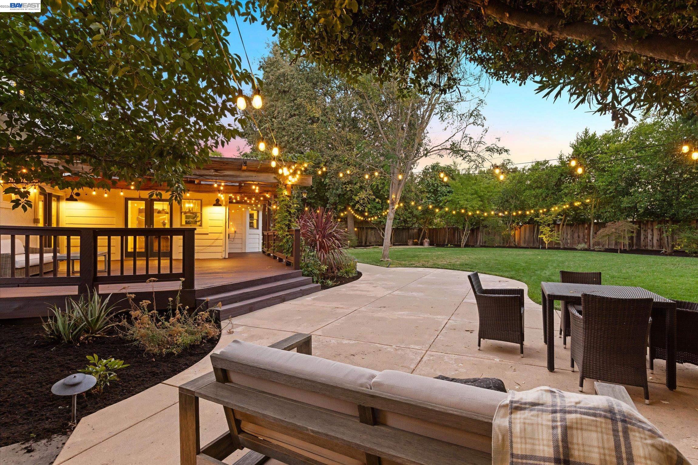 150 Timberline Ct