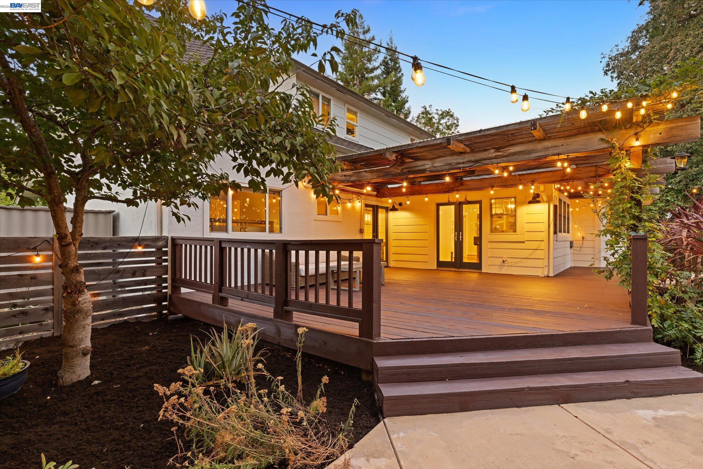 150 Timberline Ct