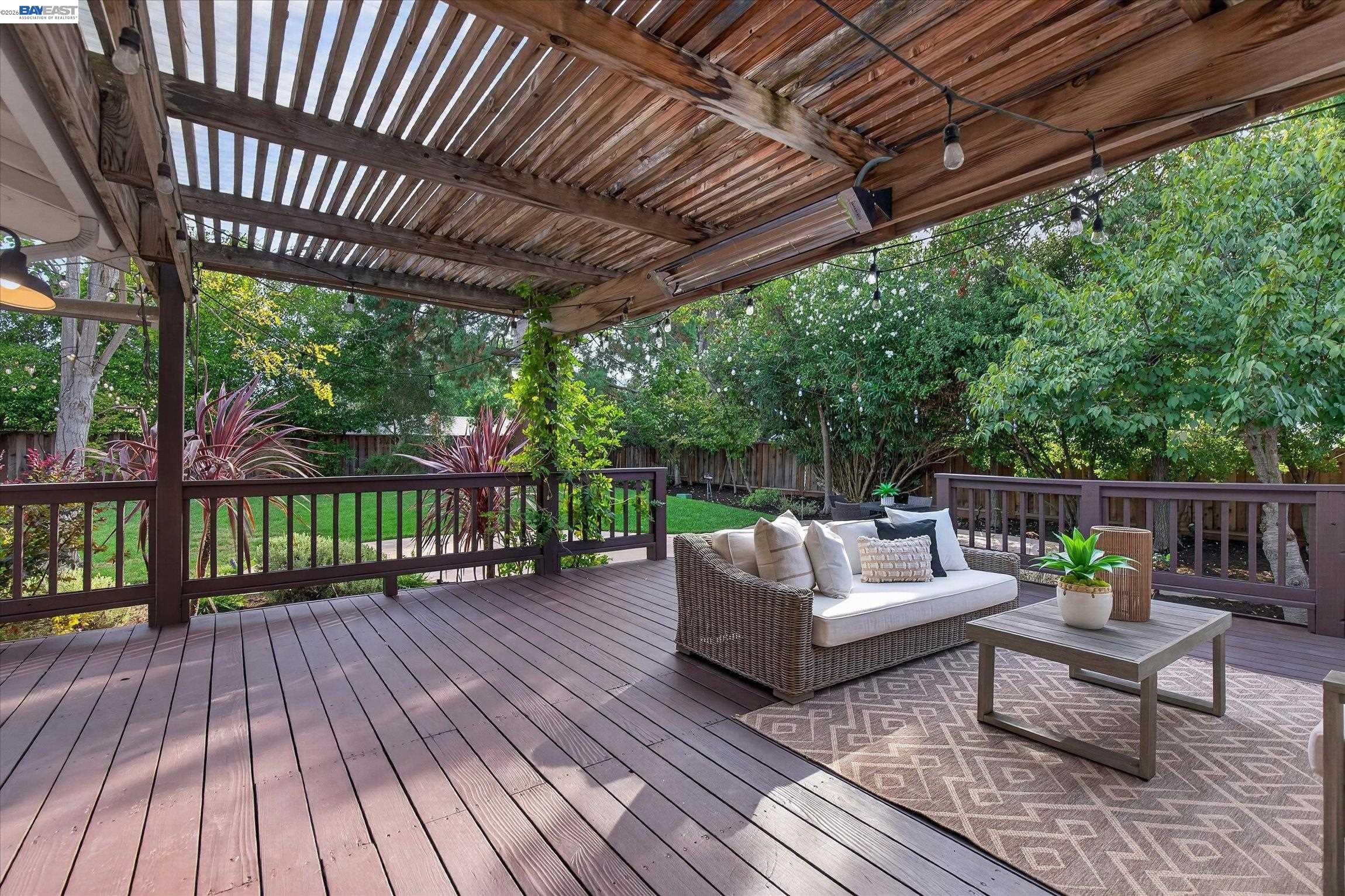 150 Timberline Ct