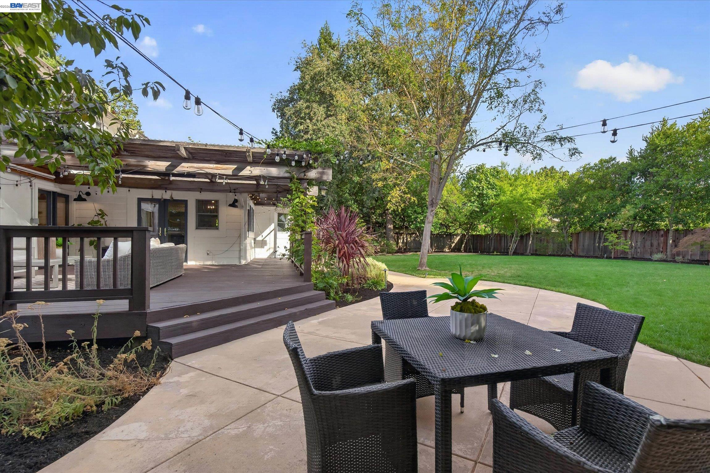 150 Timberline Ct