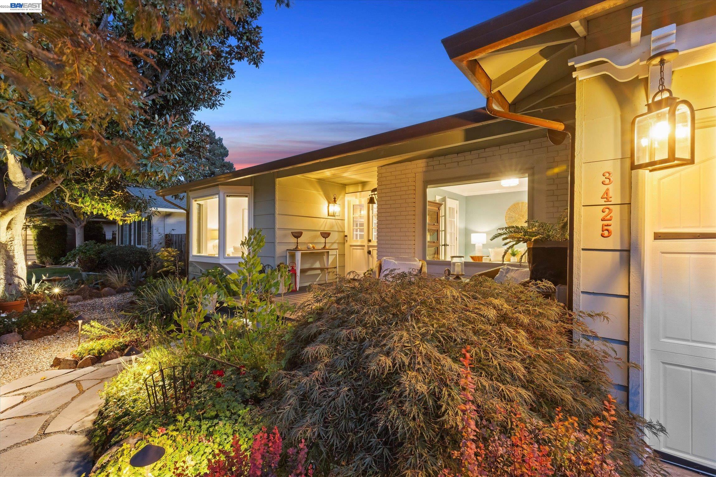 3425 Canfield Dr
