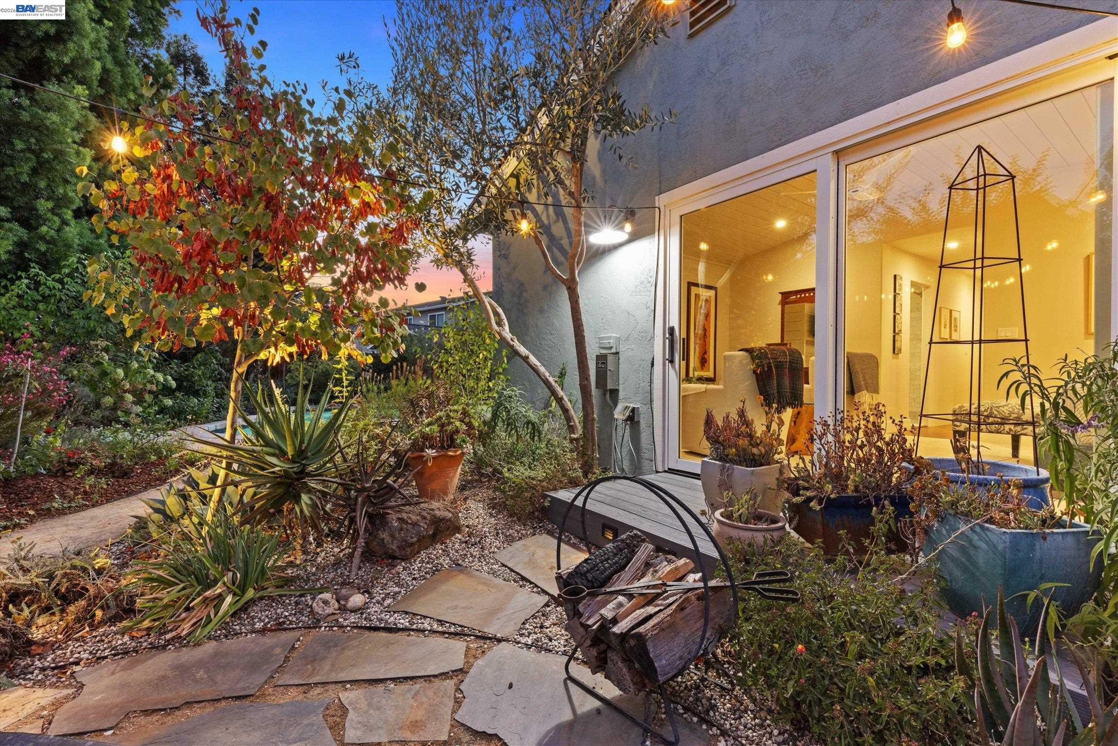3425 Canfield Dr