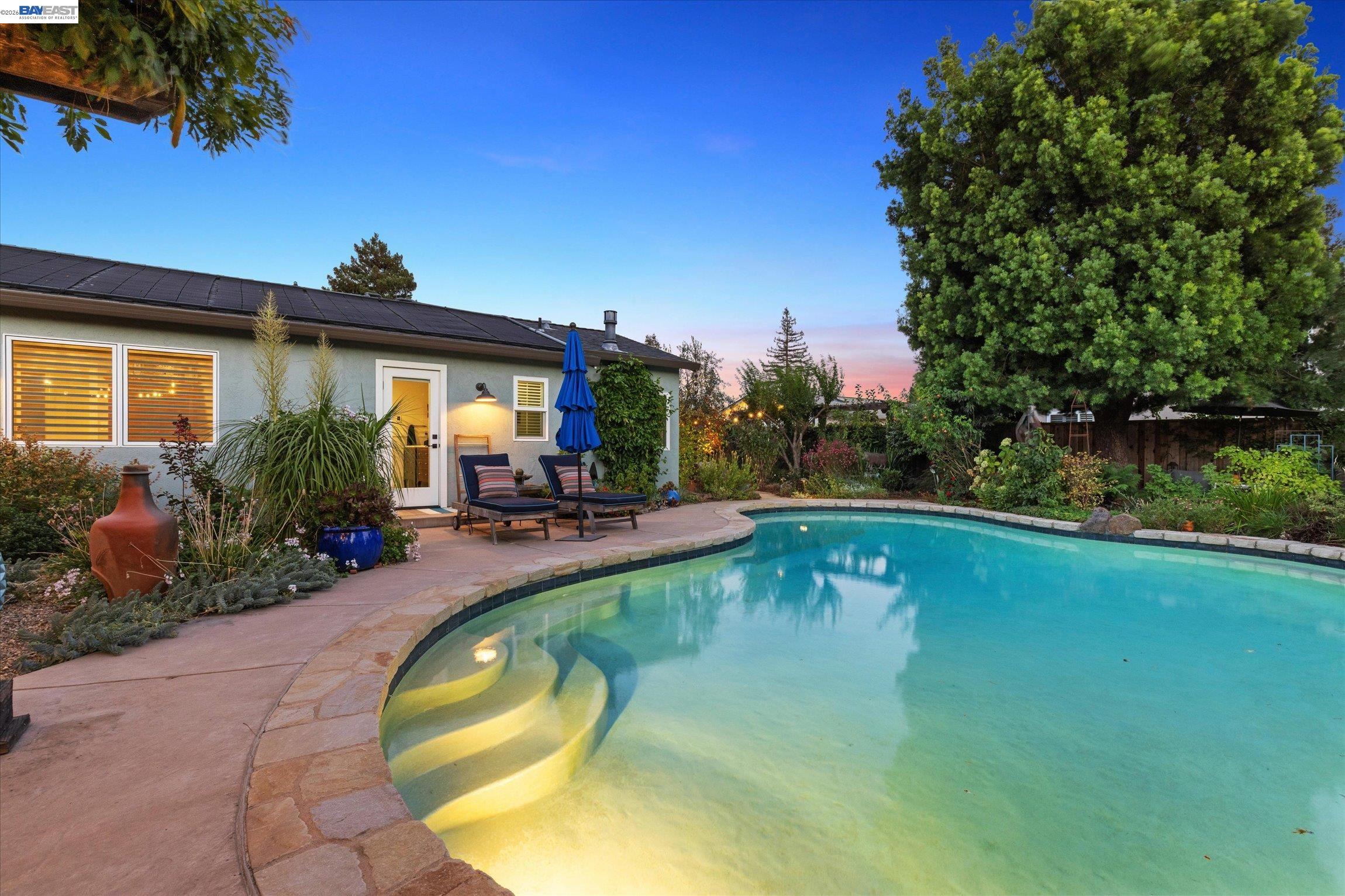 3425 Canfield Dr