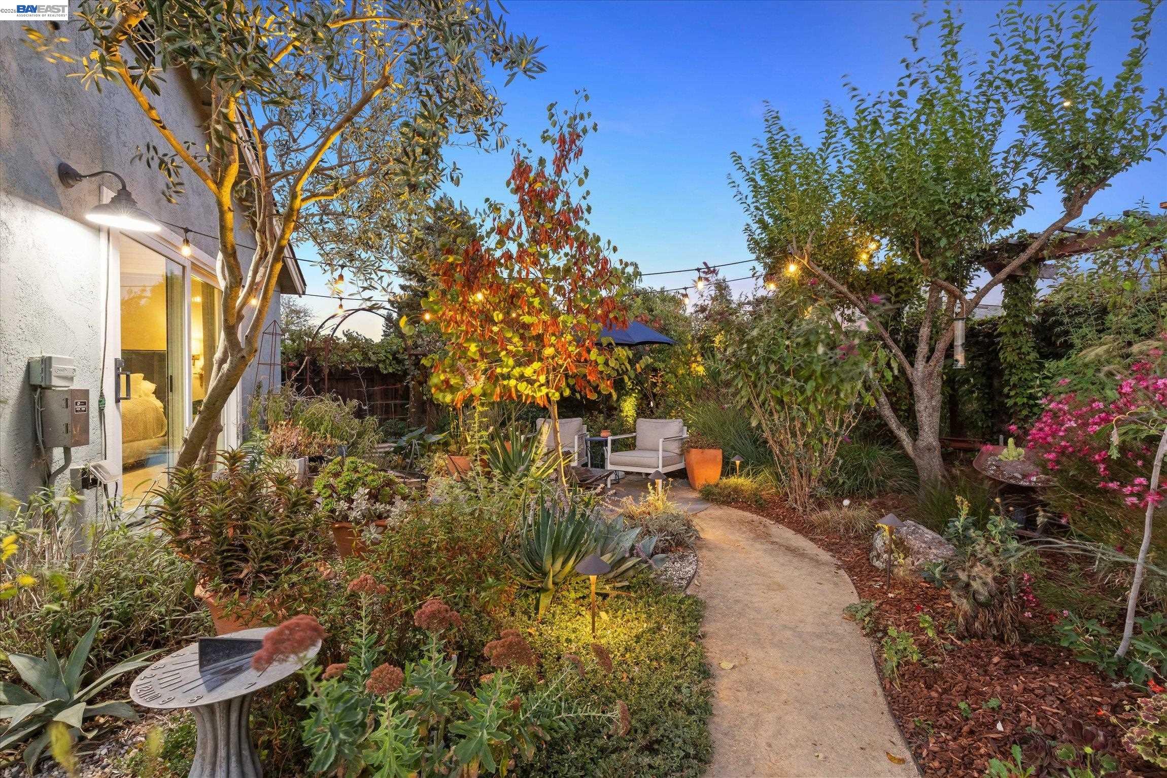 3425 Canfield Dr