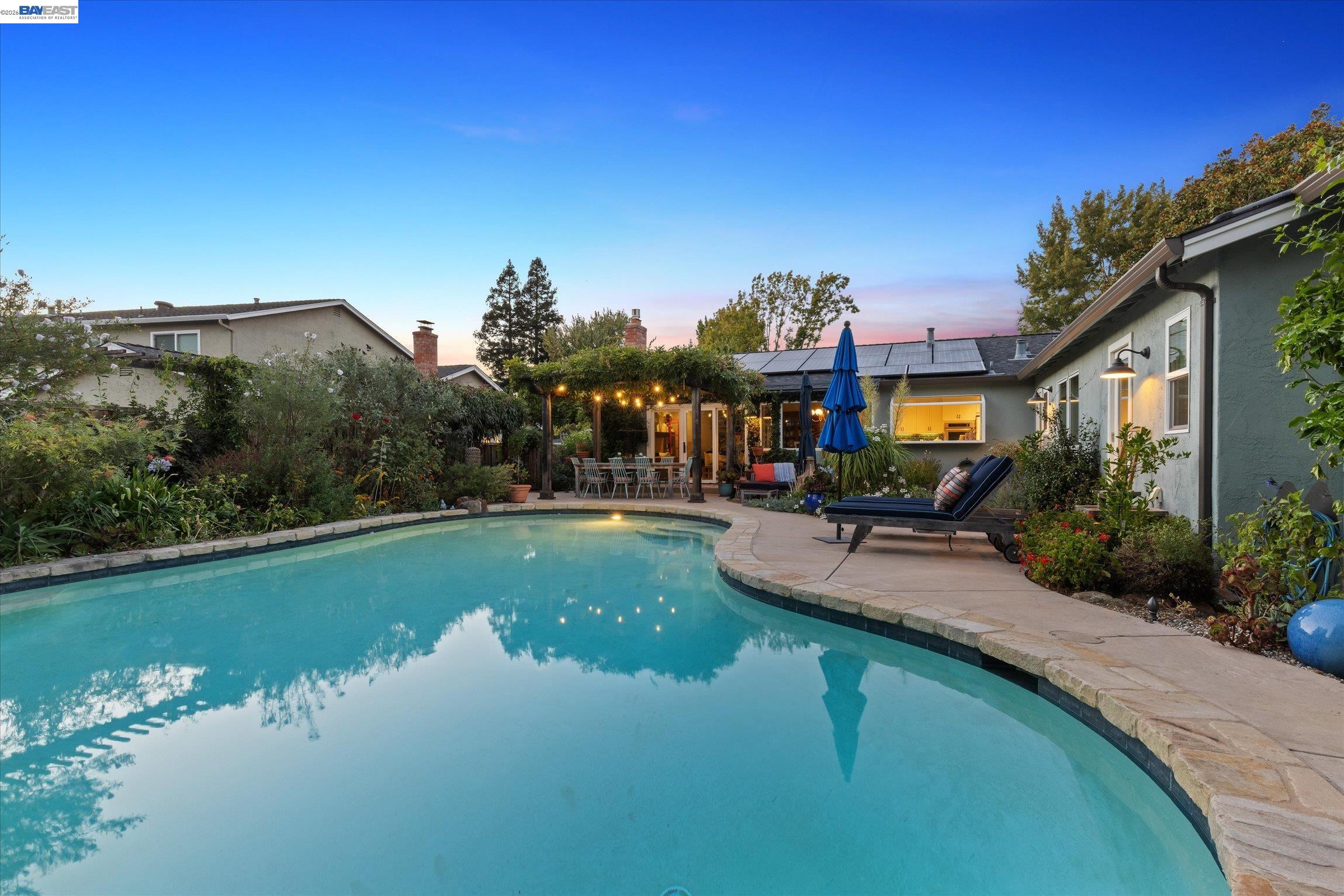 3425 Canfield Dr