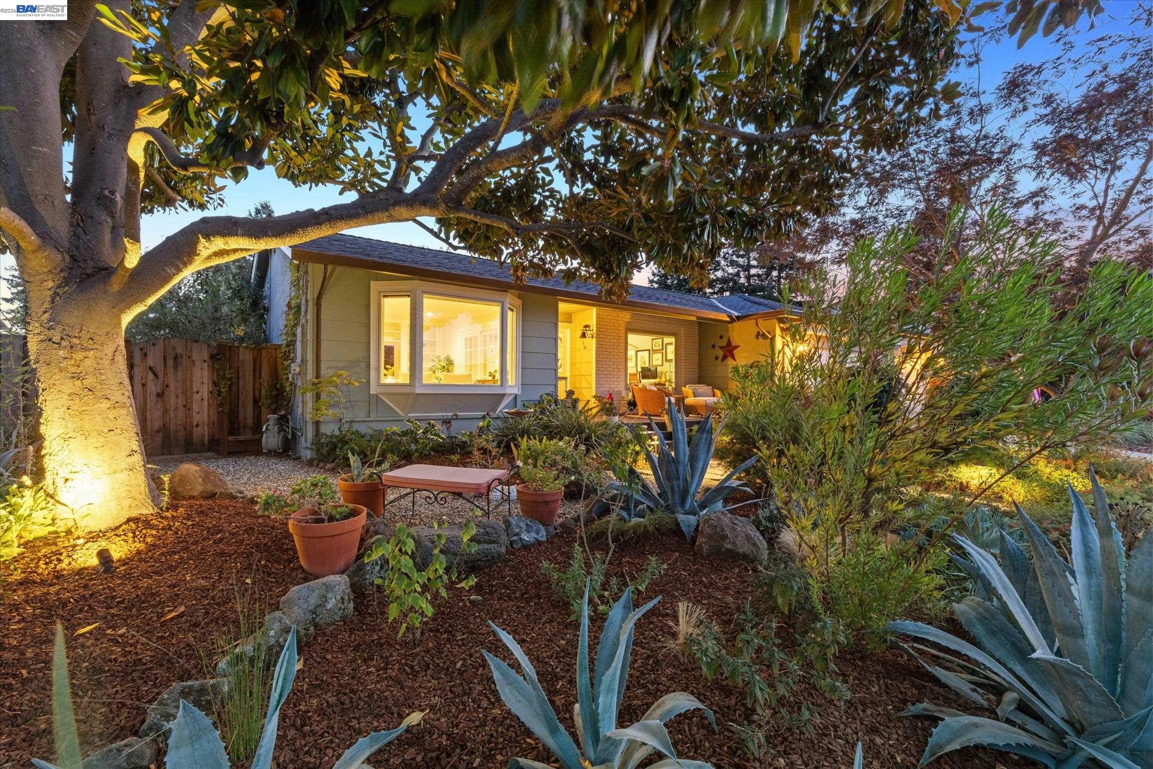 3425 Canfield Dr