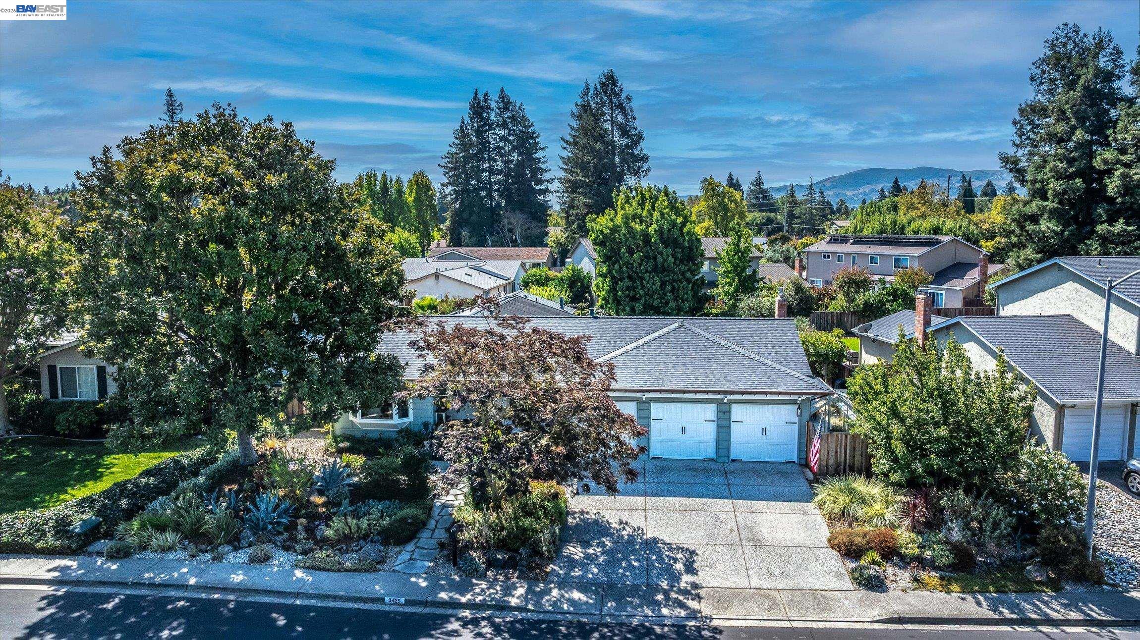 3425 Canfield Dr