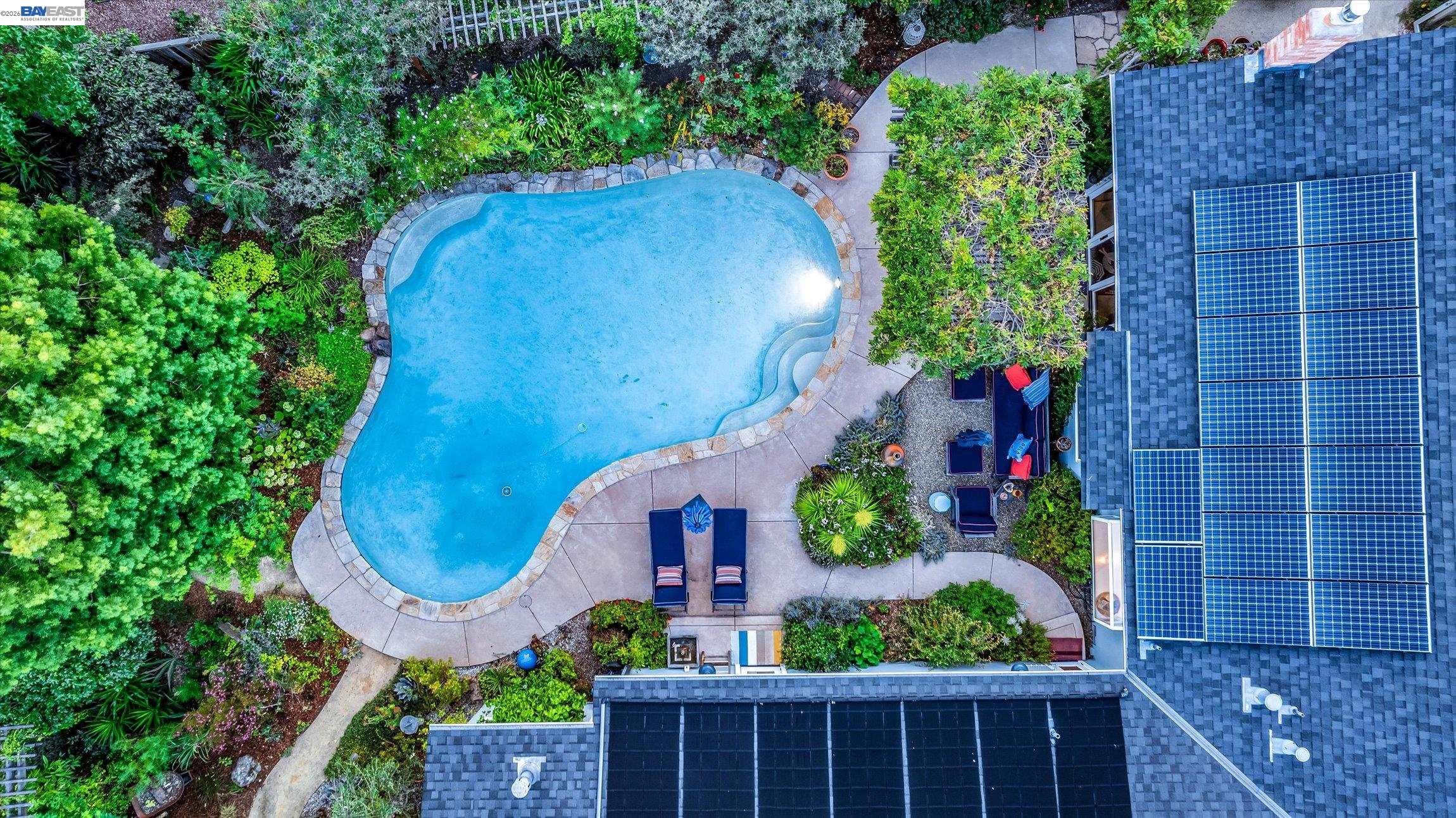 3425 Canfield Dr