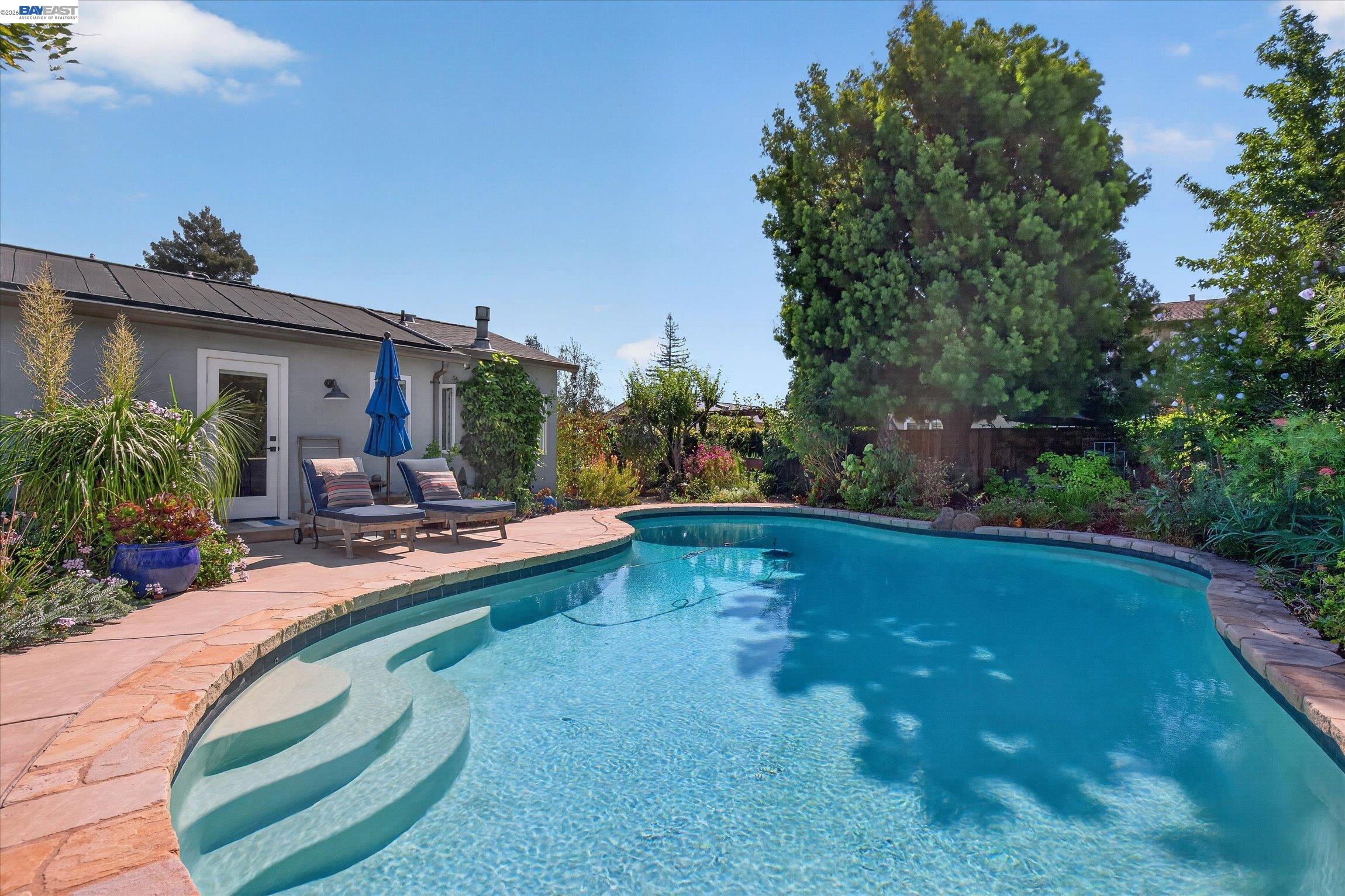 3425 Canfield Dr