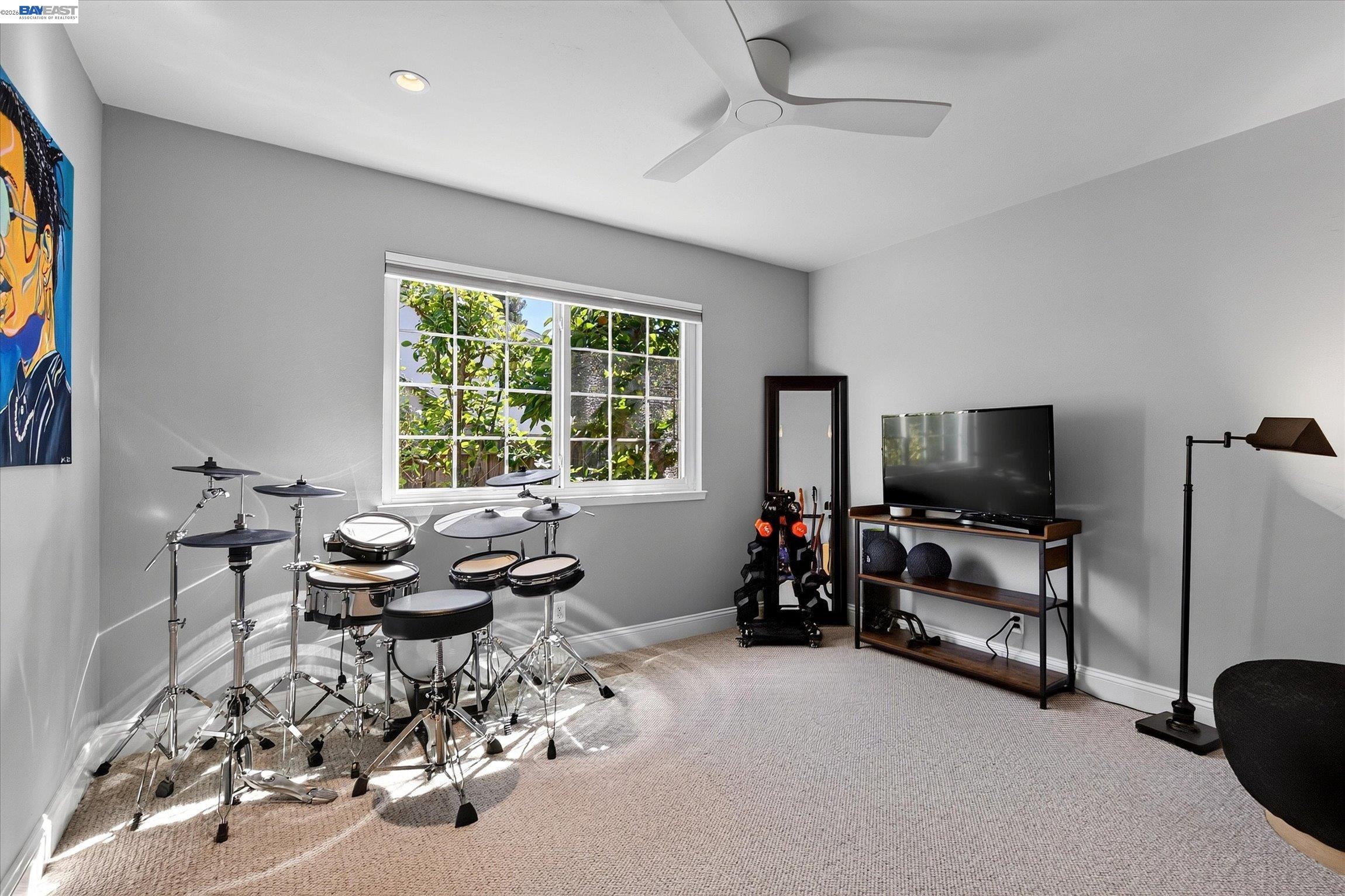 3425 Canfield Dr