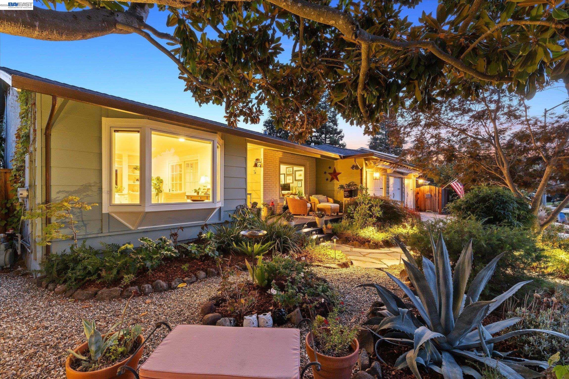 3425 Canfield Dr