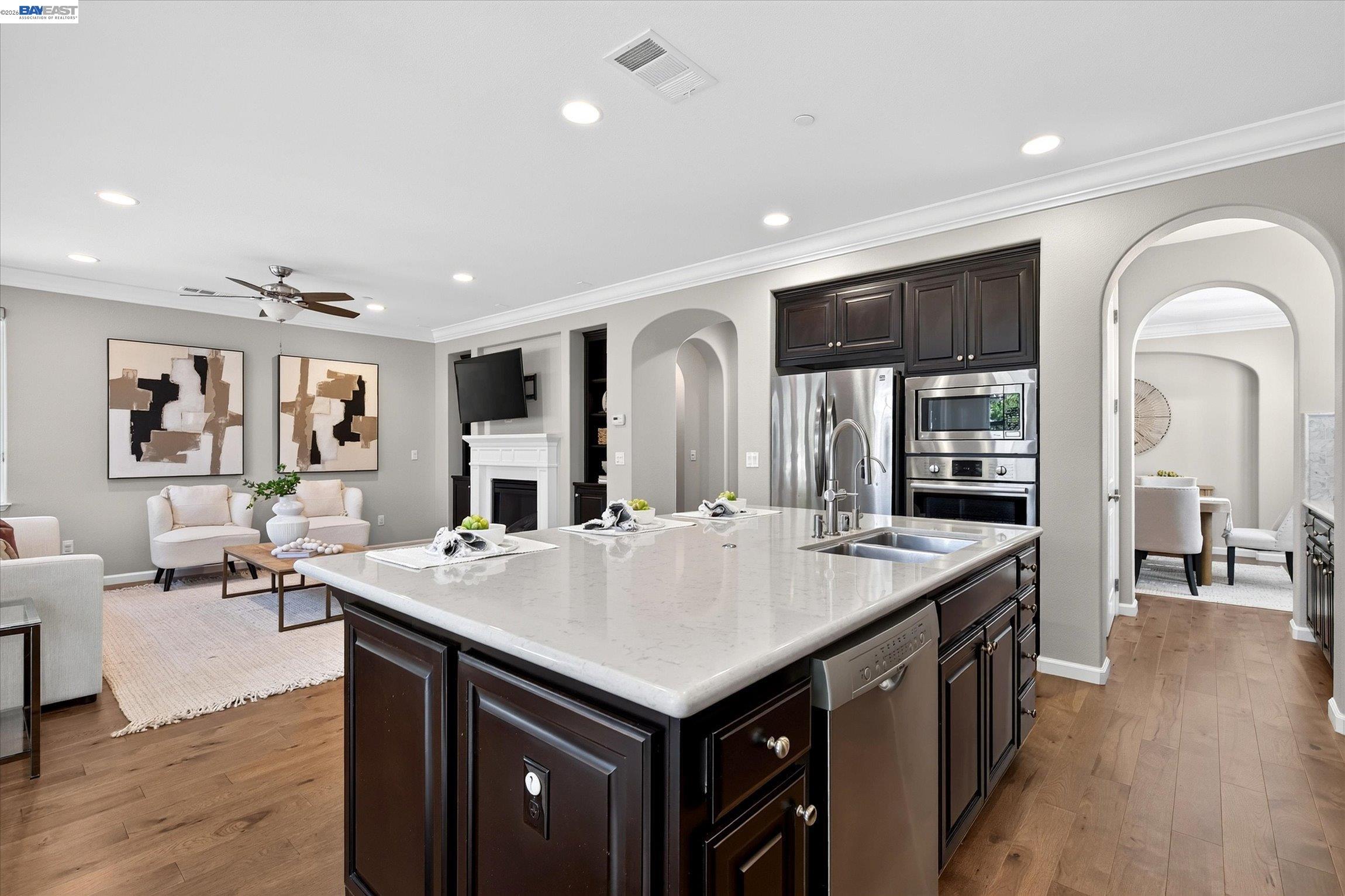 3428 Ironwood Dr