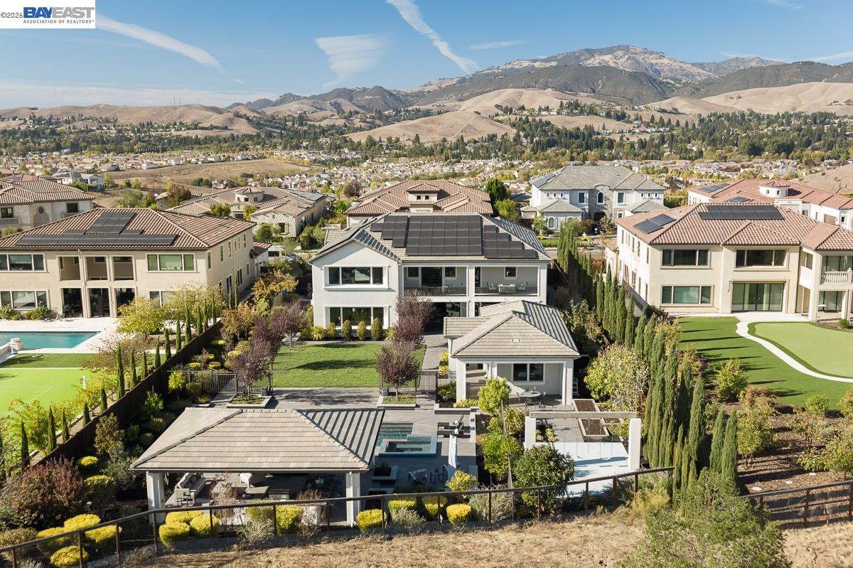 919 Connemara Ct