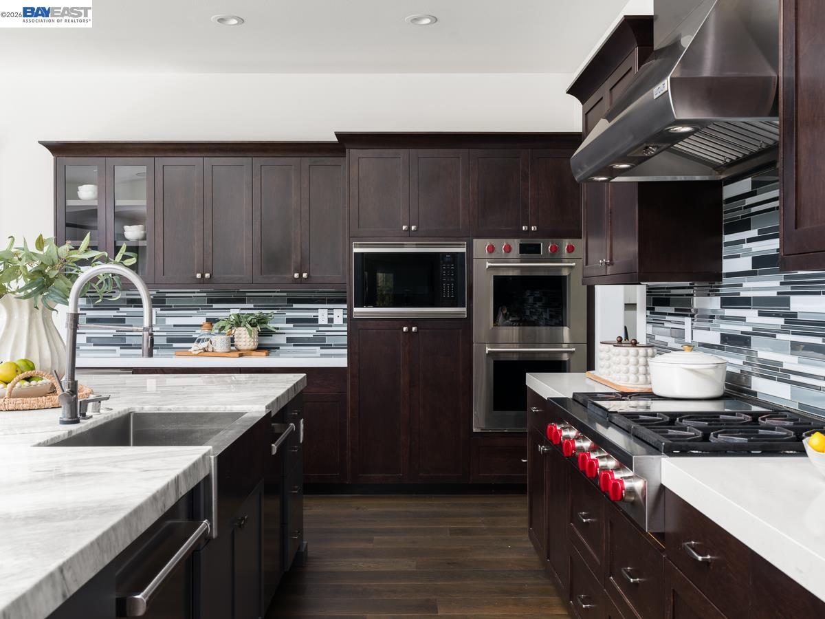 919 Connemara Ct