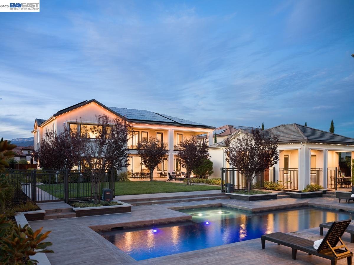 919 Connemara Ct