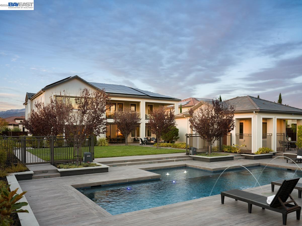 919 Connemara Ct