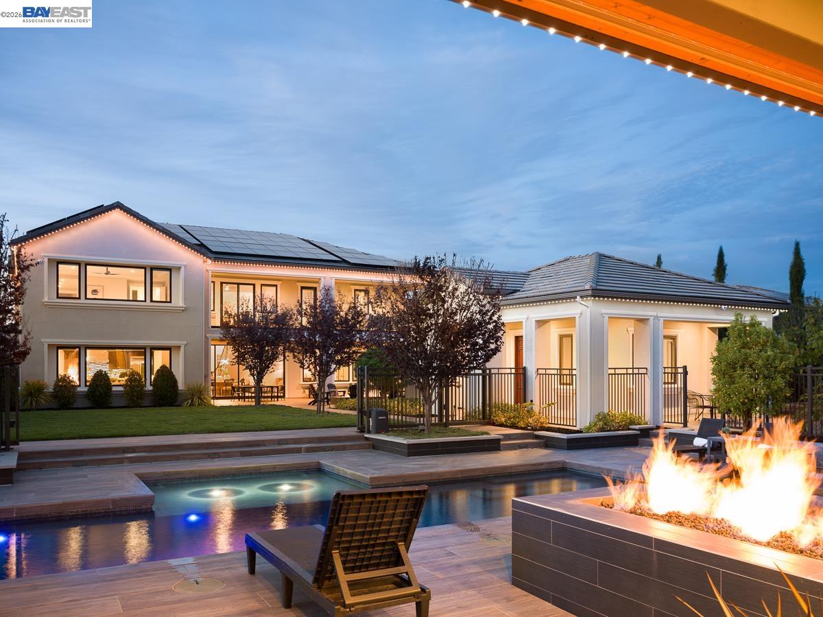 919 Connemara Ct