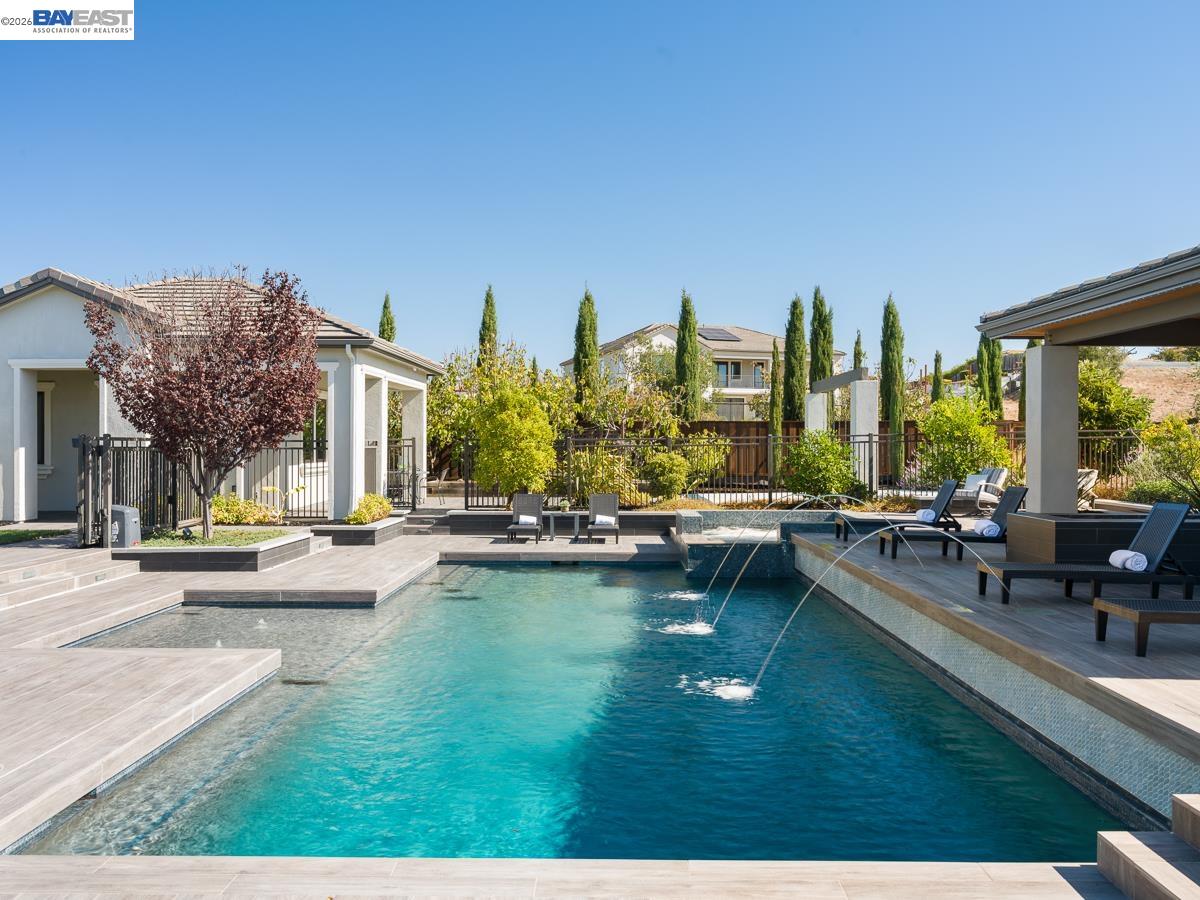 919 Connemara Ct
