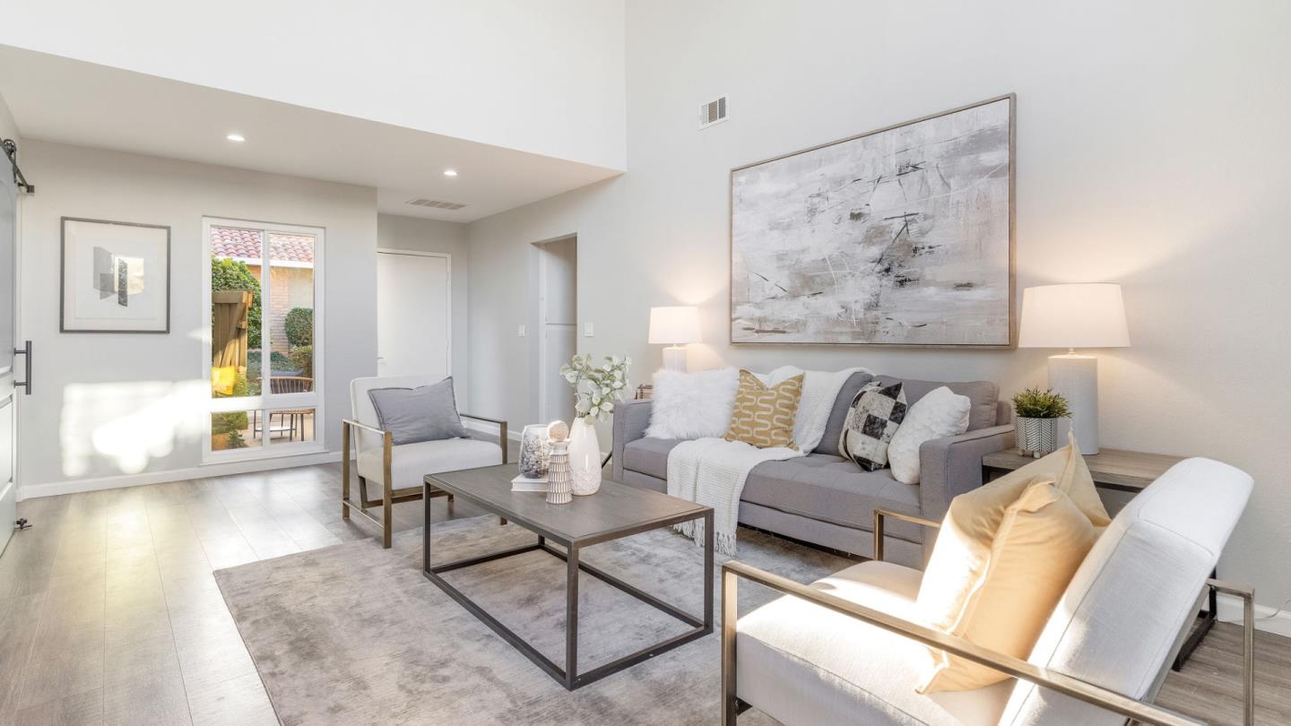 1319 Bottle Brush Lane