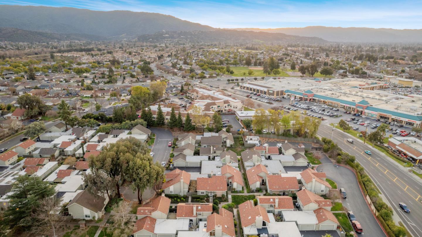 1319 Bottle Brush Lane
