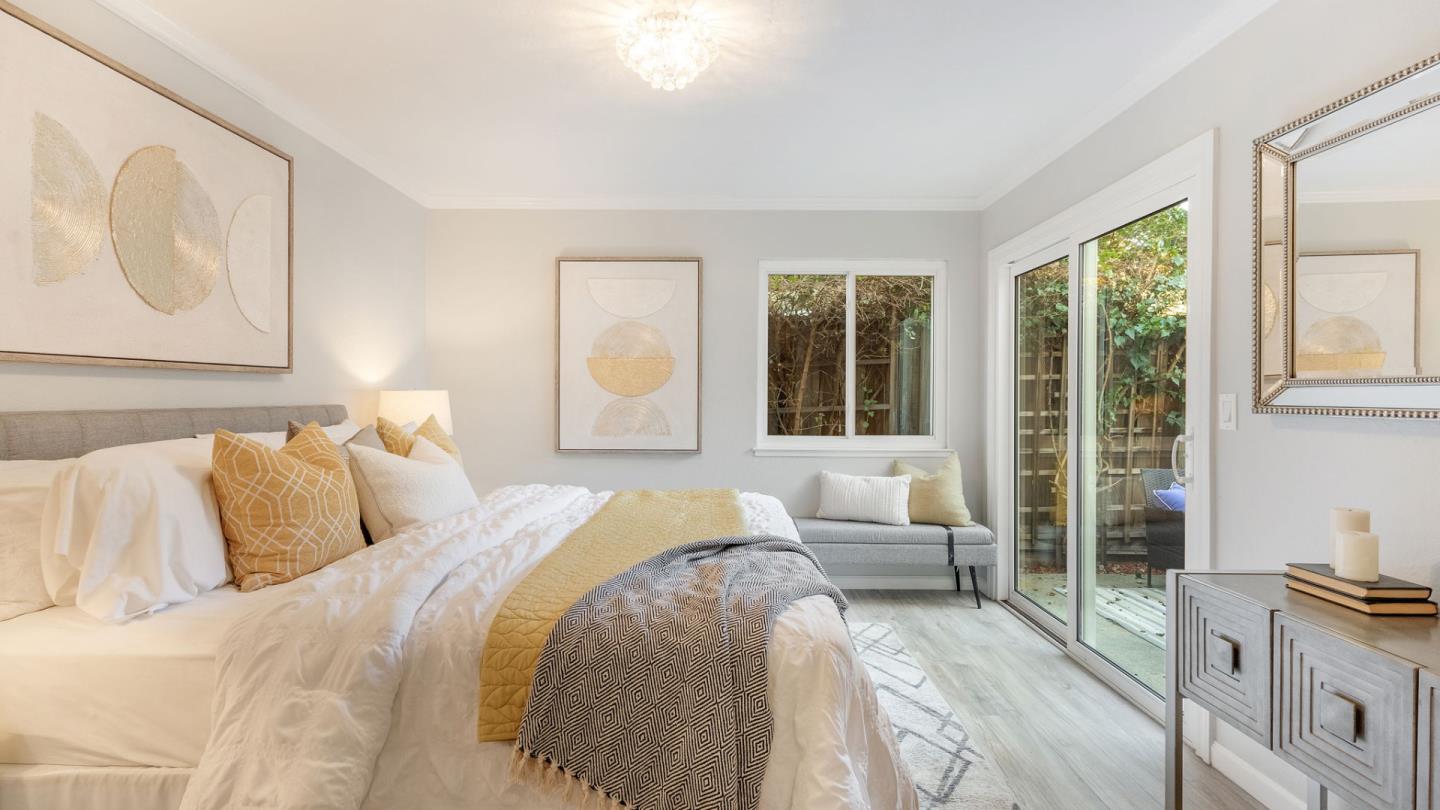 1319 Bottle Brush Lane