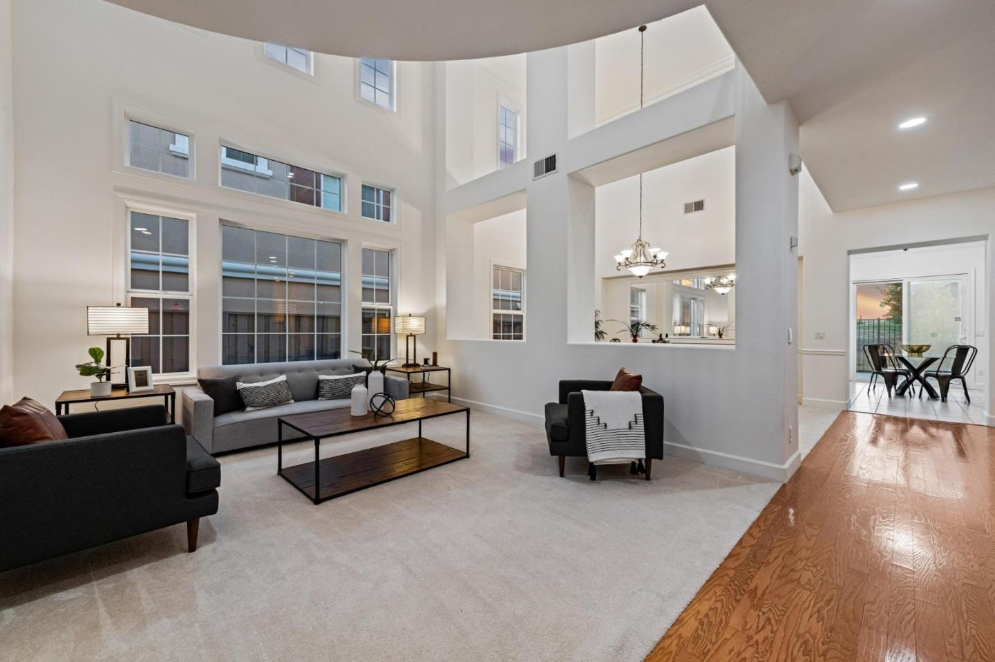4986 Grayhawk Court