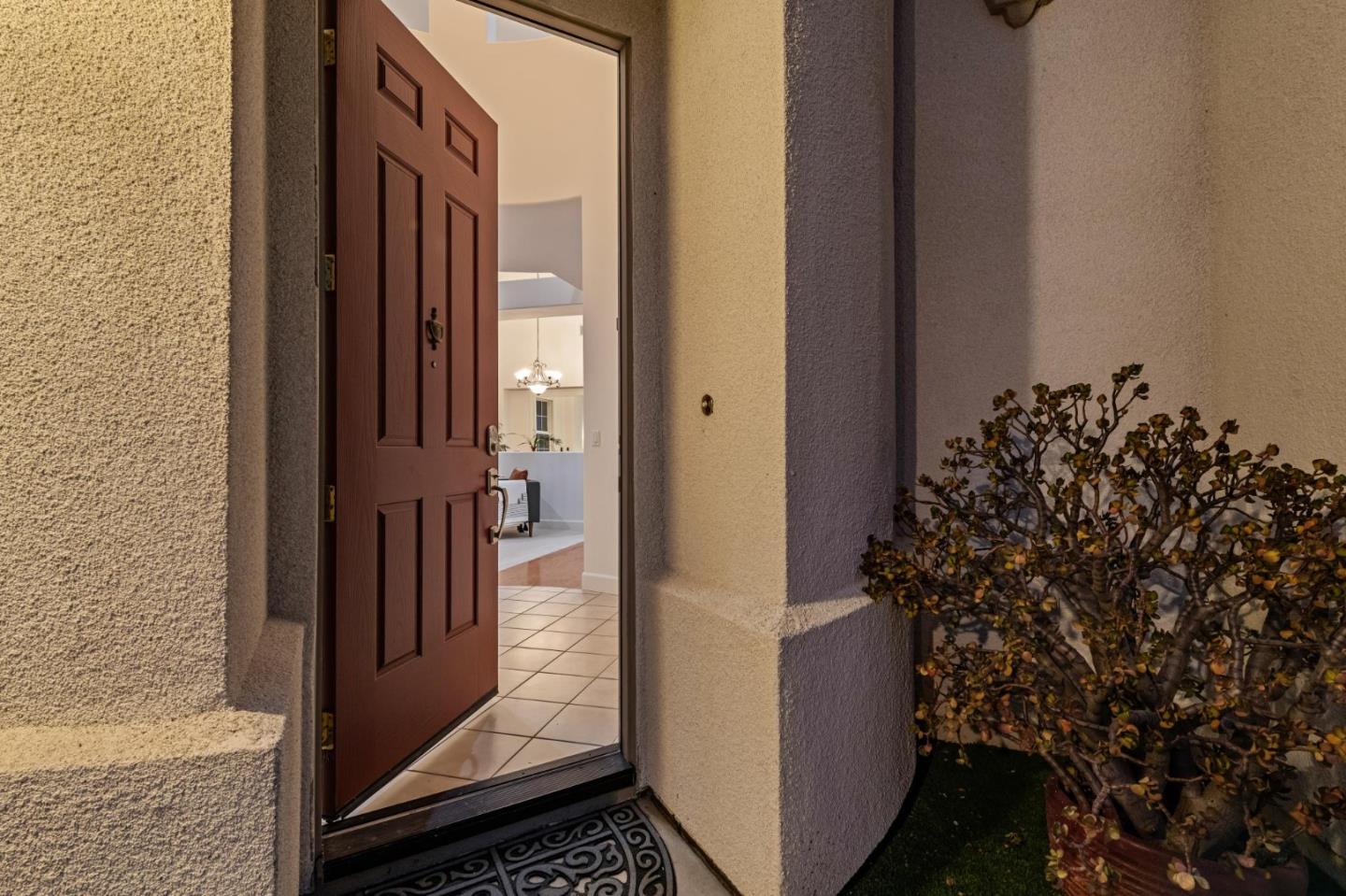 4986 Grayhawk Court