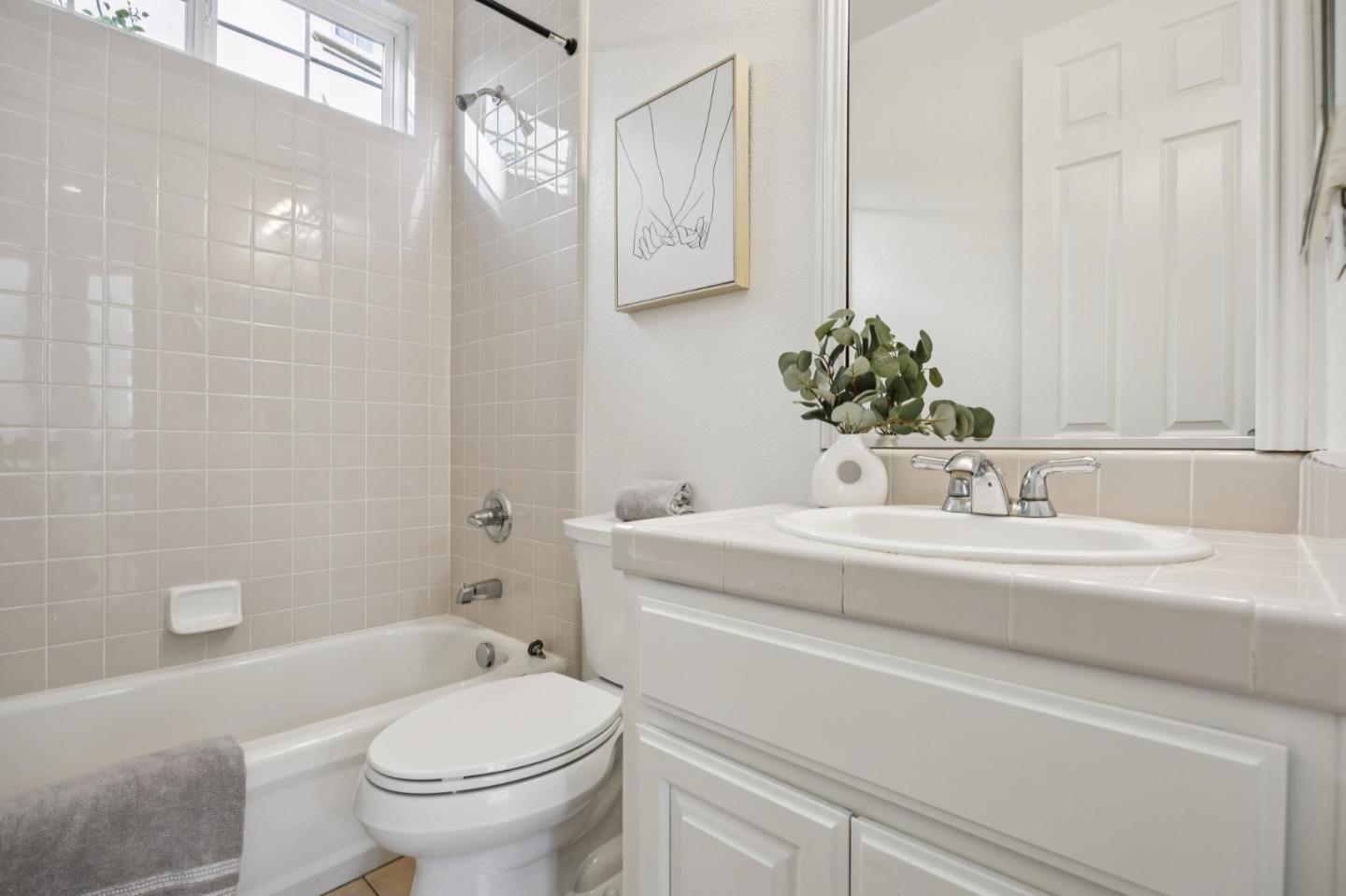 4986 Grayhawk Court