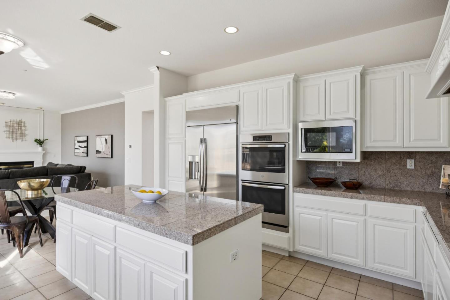 4986 Grayhawk Court