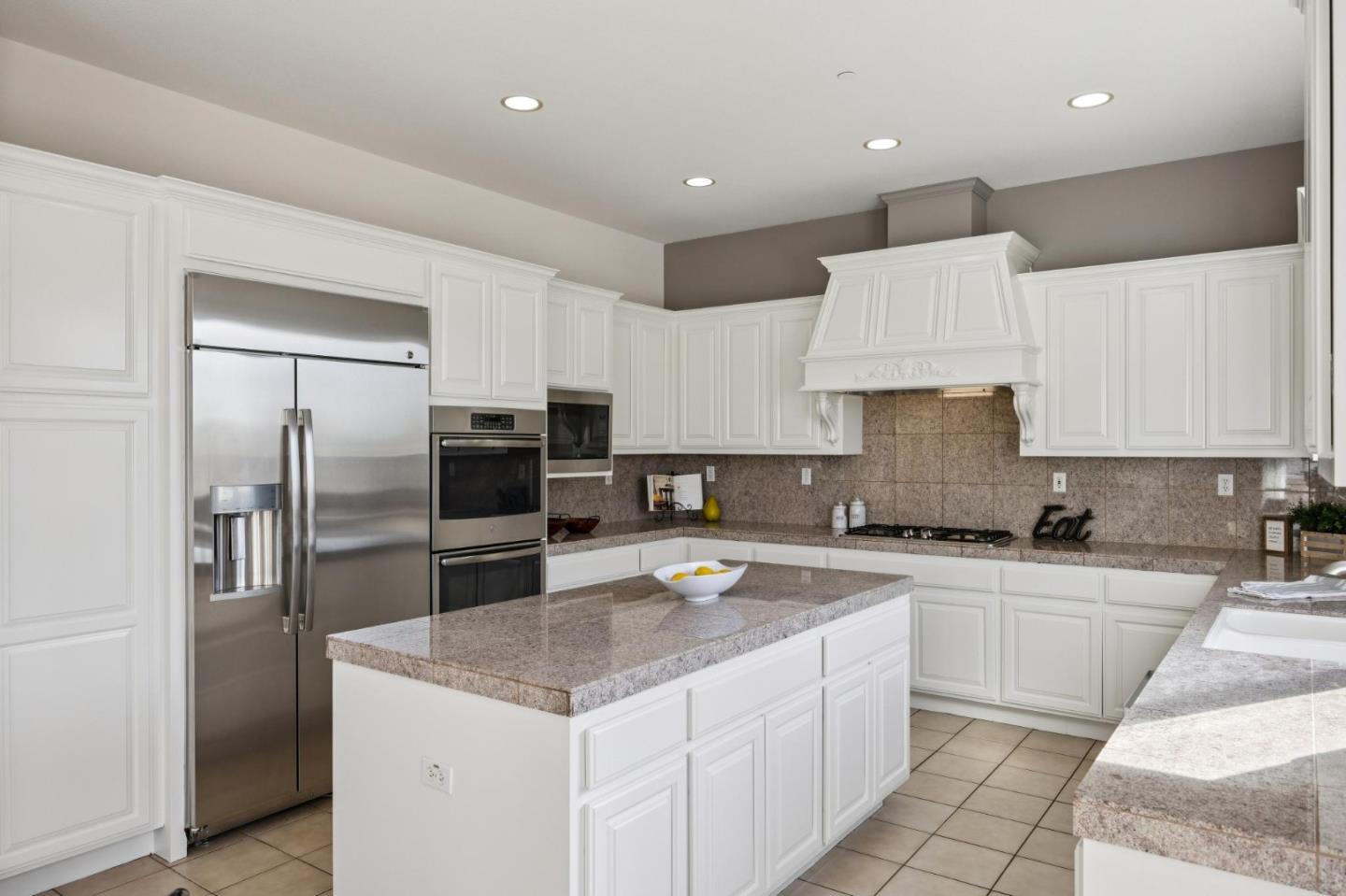 4986 Grayhawk Court