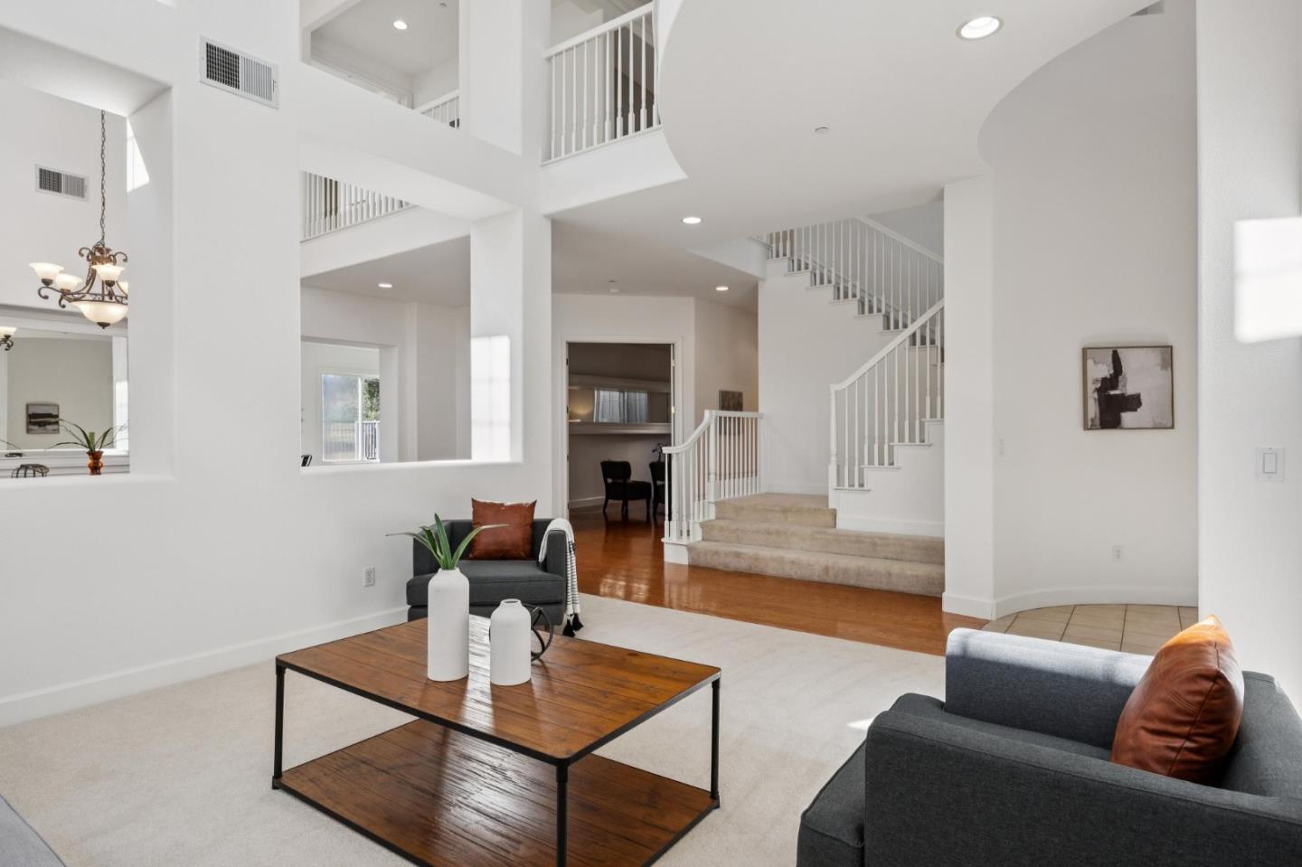 4986 Grayhawk Court