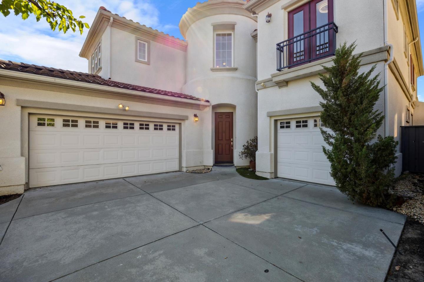 4986 Grayhawk Court