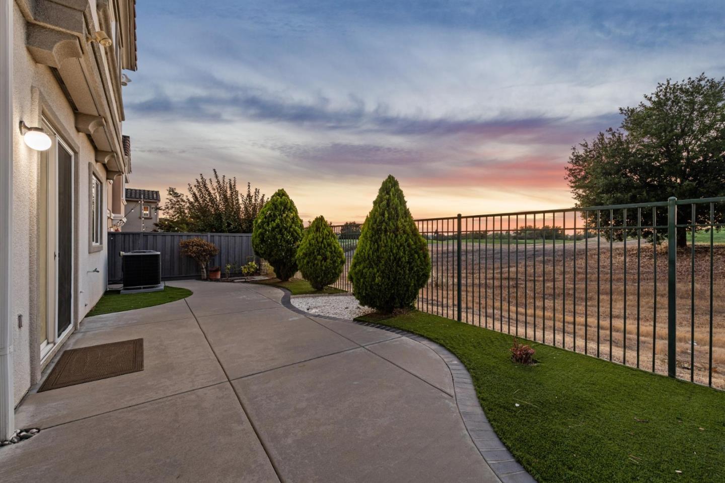 4986 Grayhawk Court