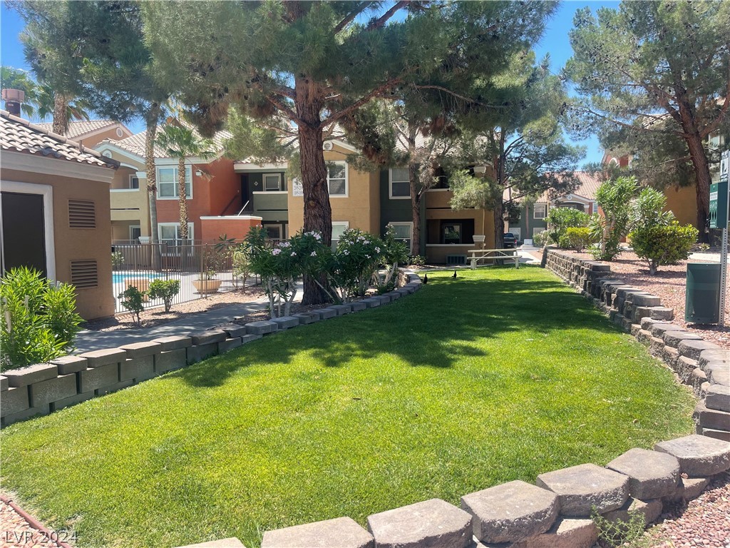 8101 West Flamingo Road 2057