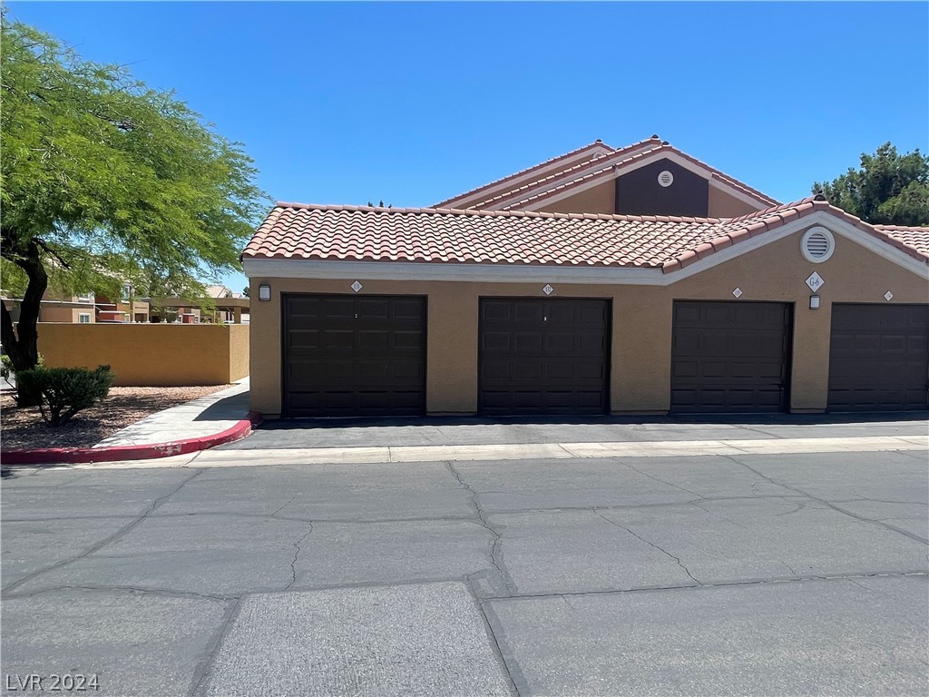 8101 West Flamingo Road 2057