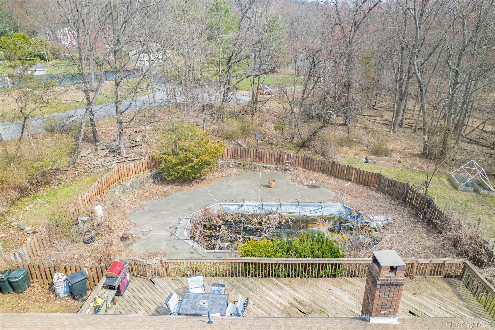 6 Strawberry Hill Lane
