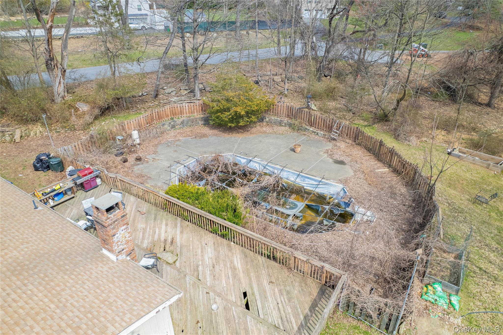 6 Strawberry Hill Lane
