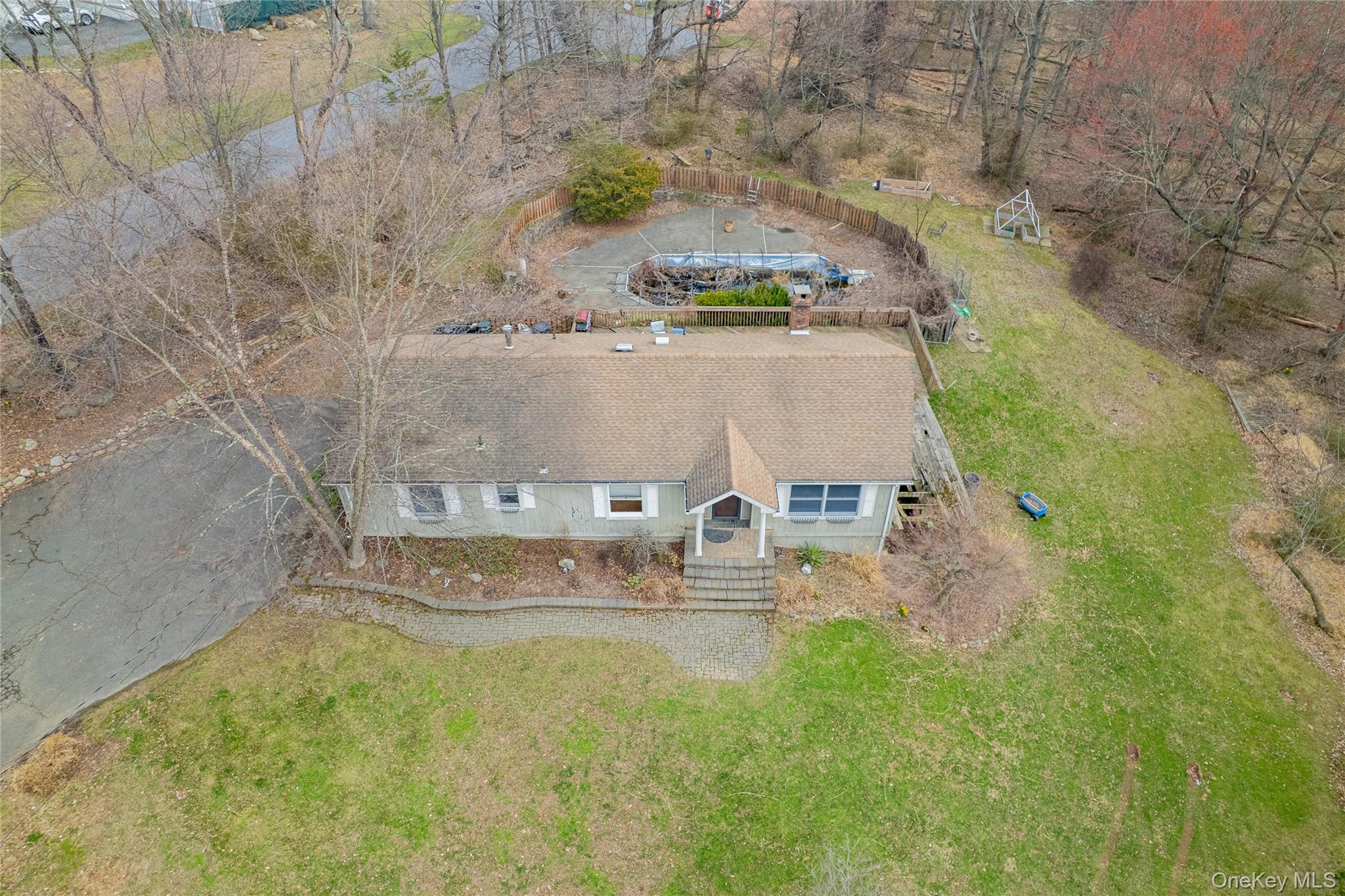6 Strawberry Hill Lane