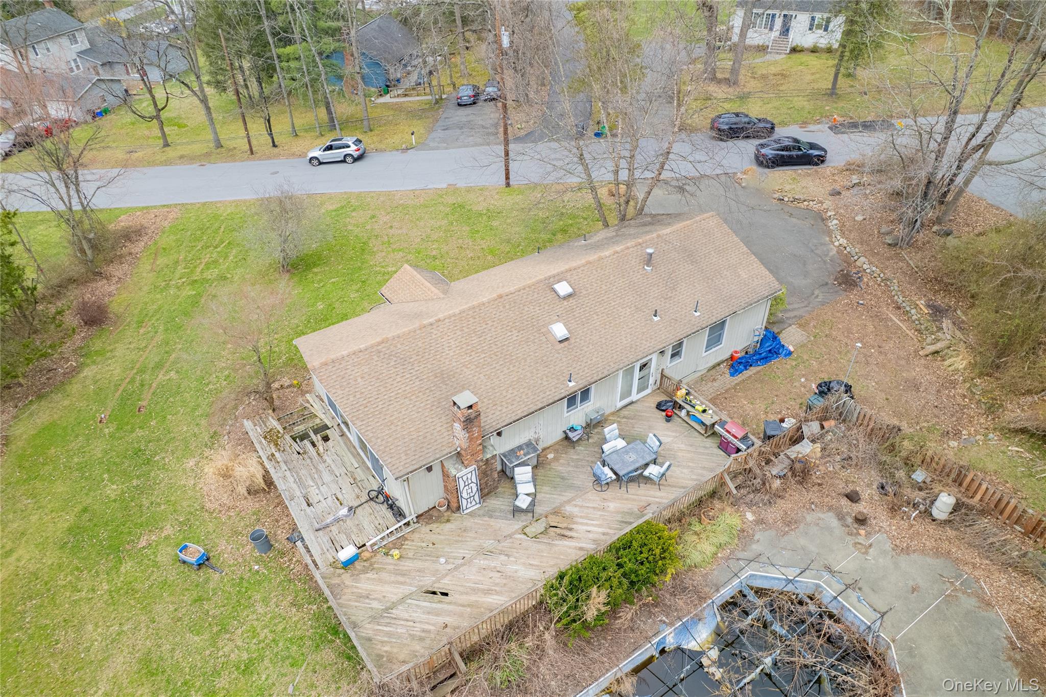 6 Strawberry Hill Lane