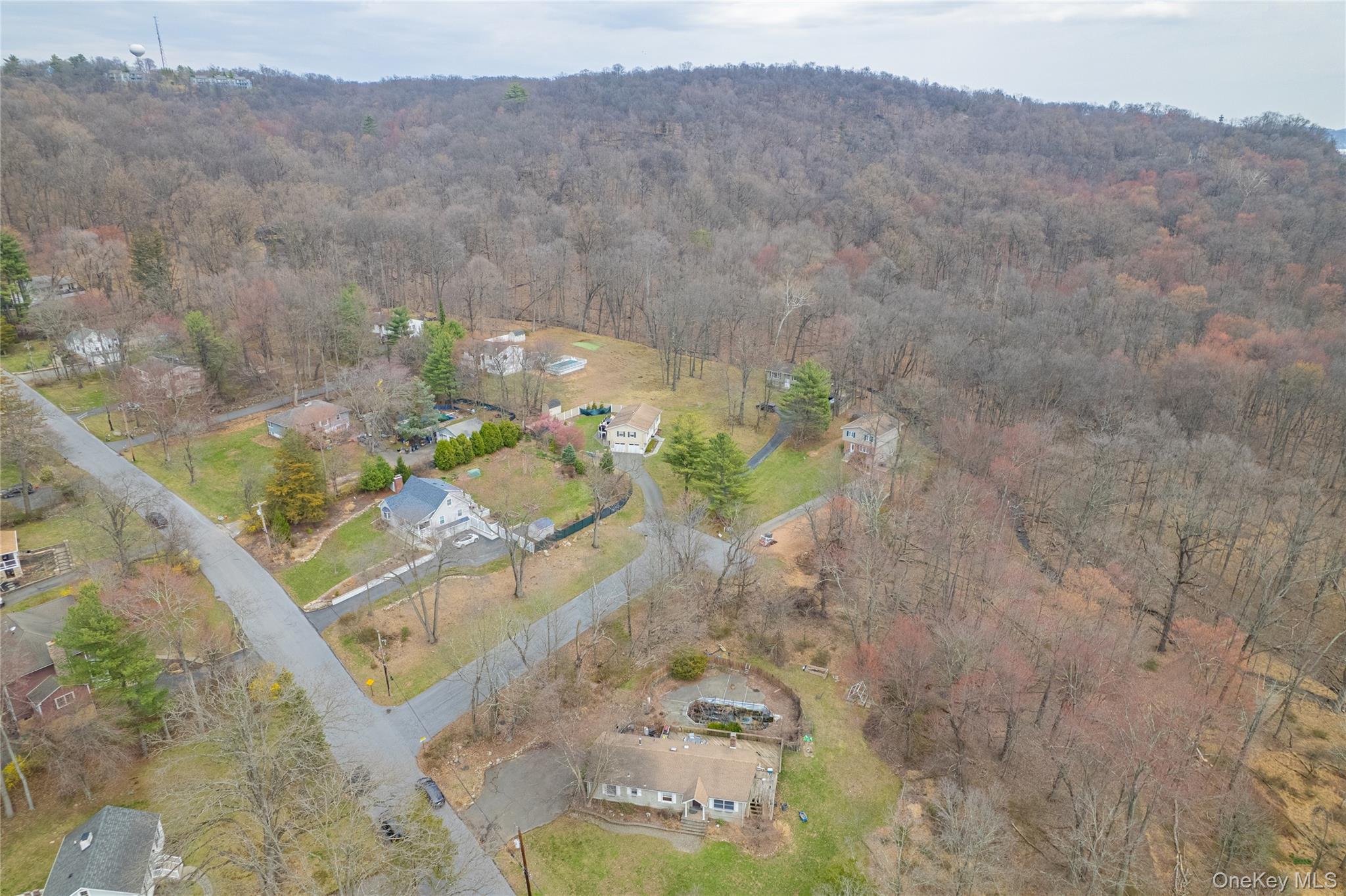 6 Strawberry Hill Lane