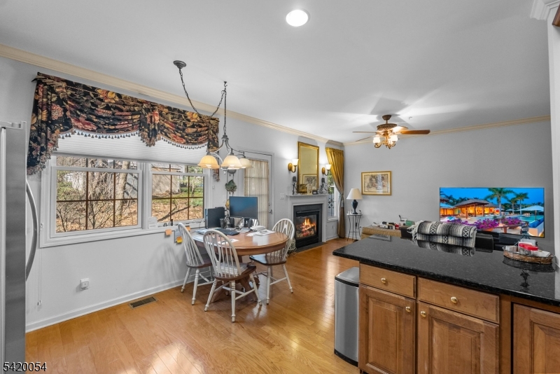 9 Goffle Brook Ct