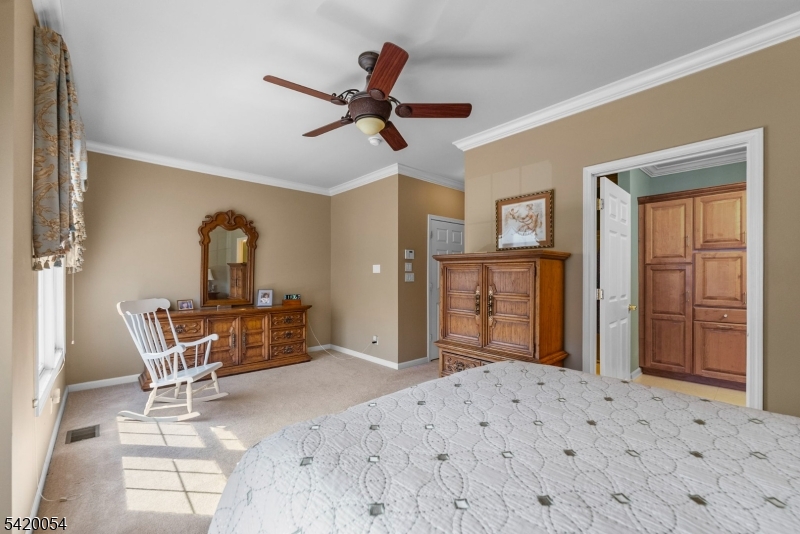 9 Goffle Brook Ct