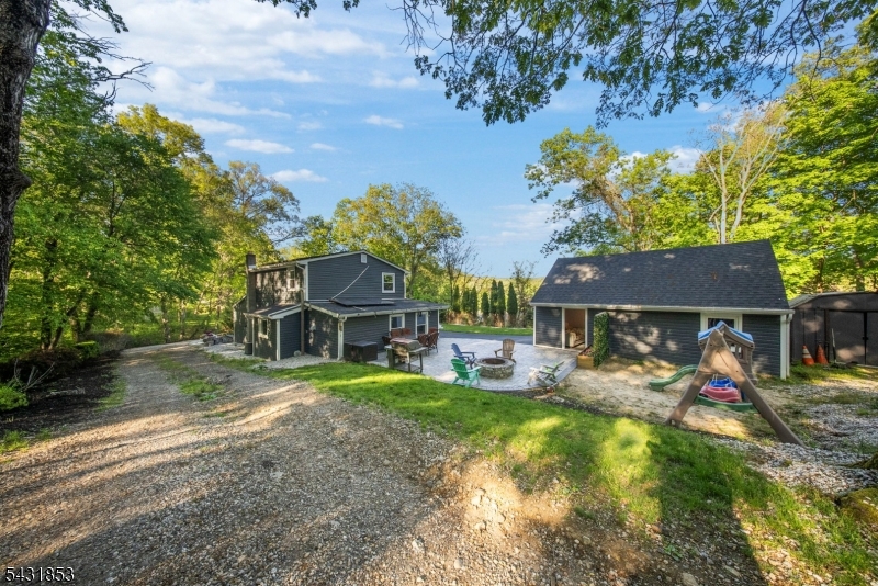 47 Dupont Ave