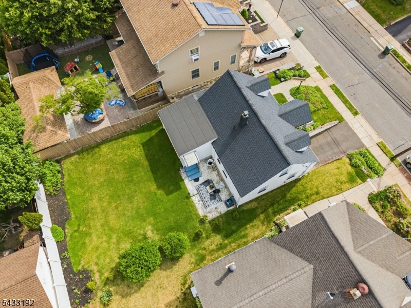 128 Livingston Rd