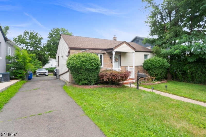 448 Preakness Ave