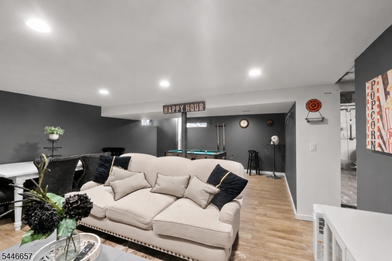 448 Preakness Ave