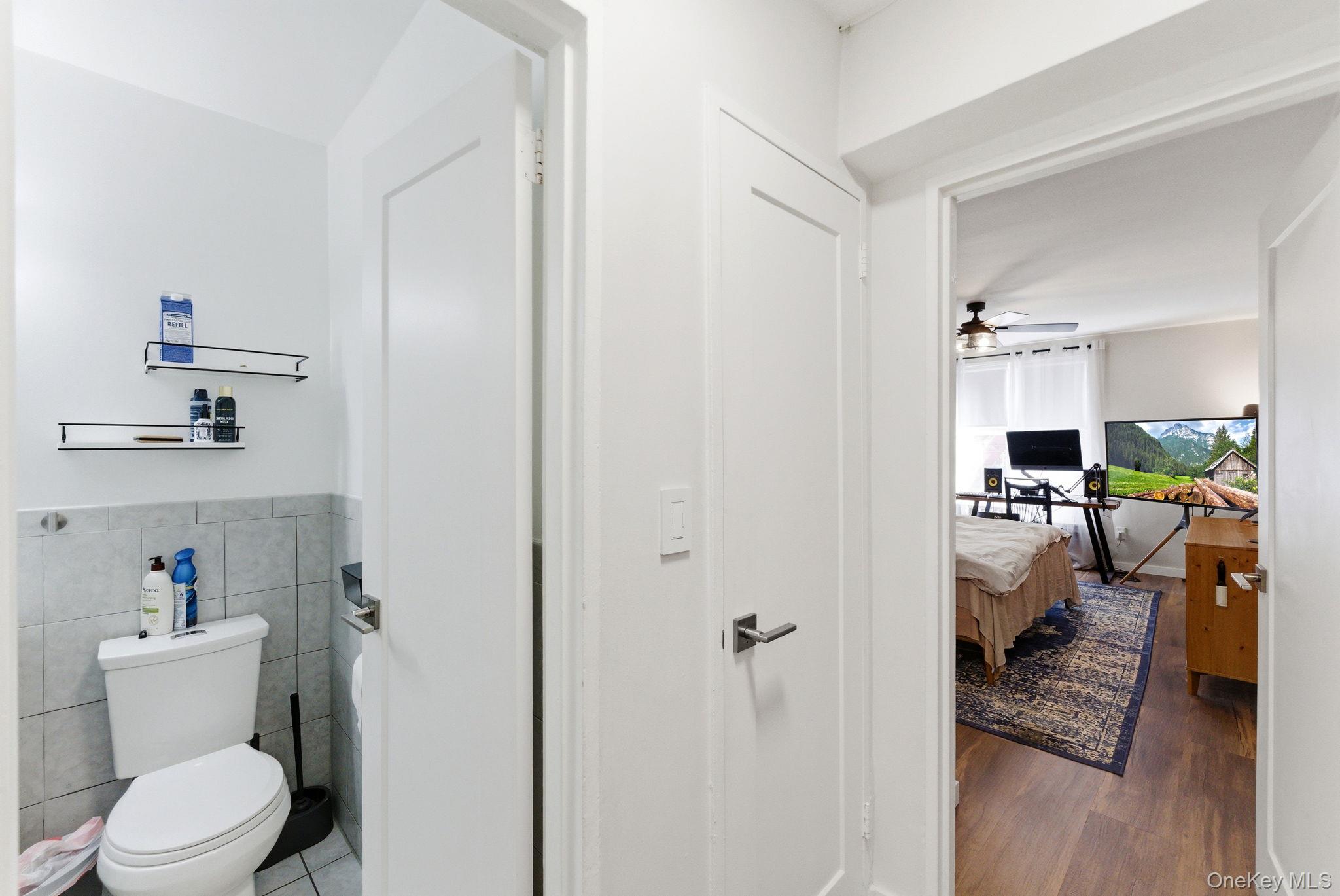 250 N Broadway Unit: 5B