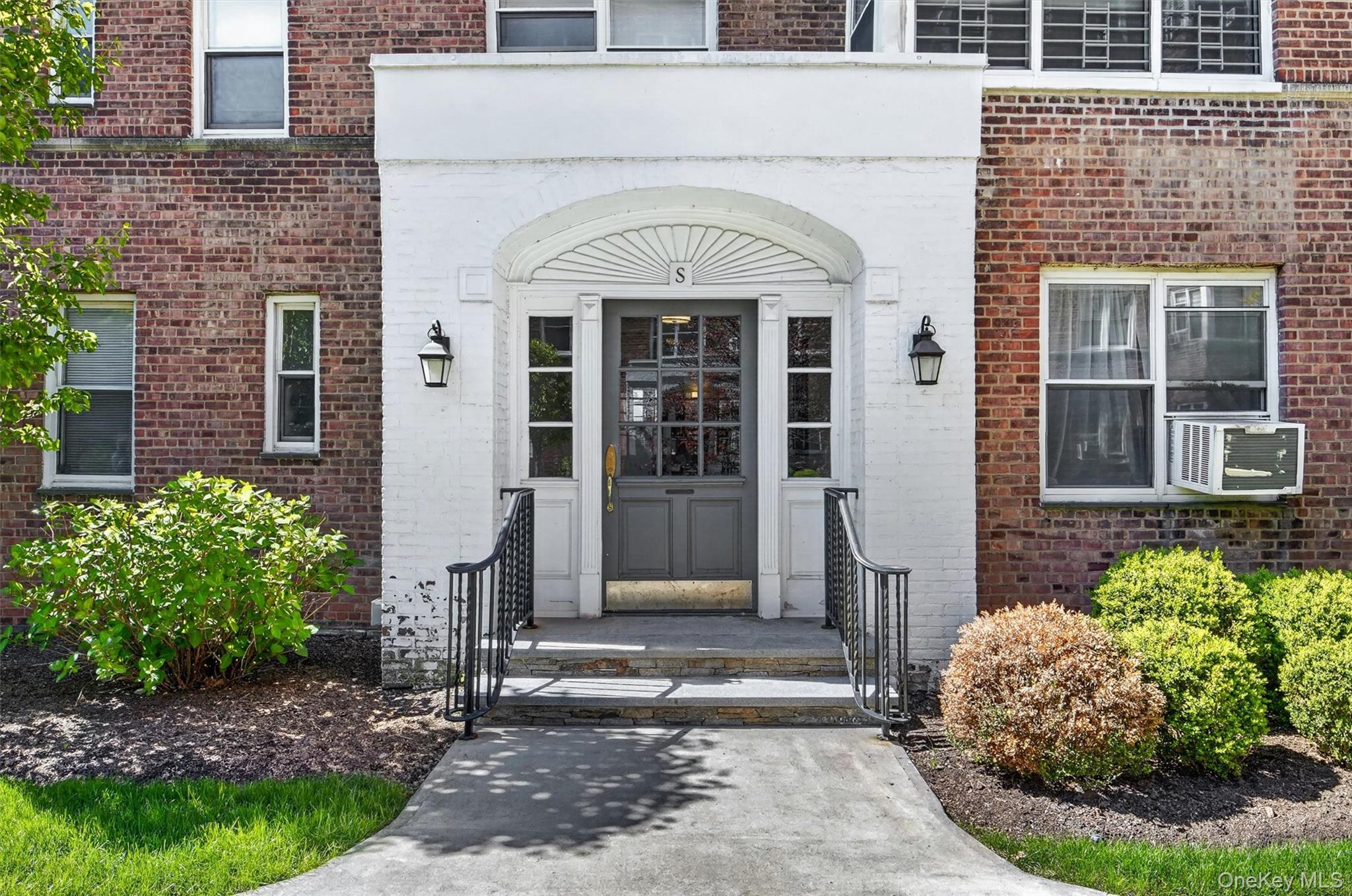 1 Bronxville Road Unit: 6A