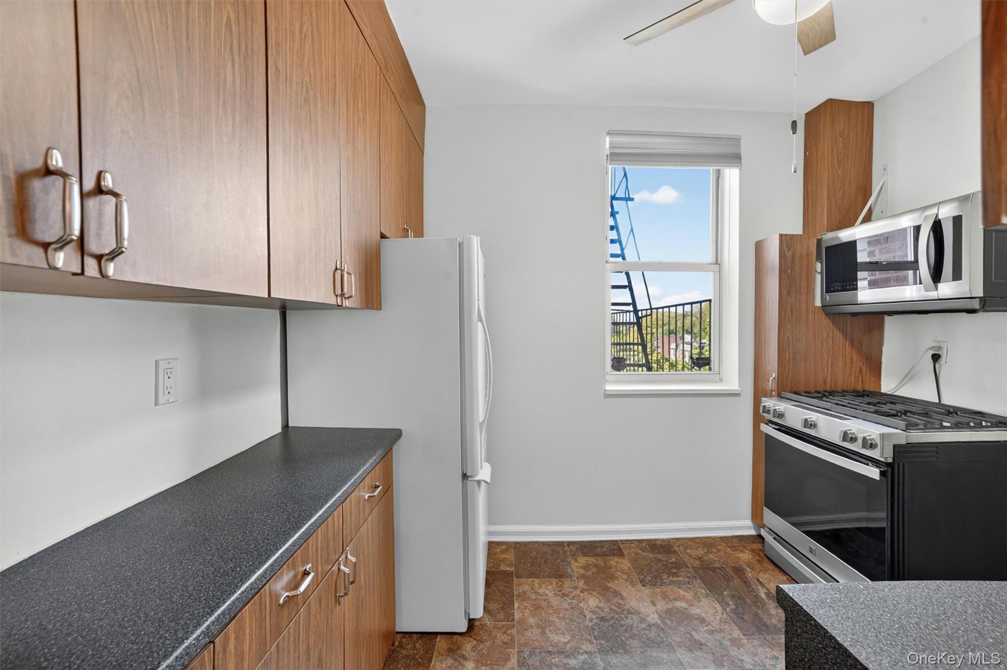 1 Bronxville Road Unit: 6A