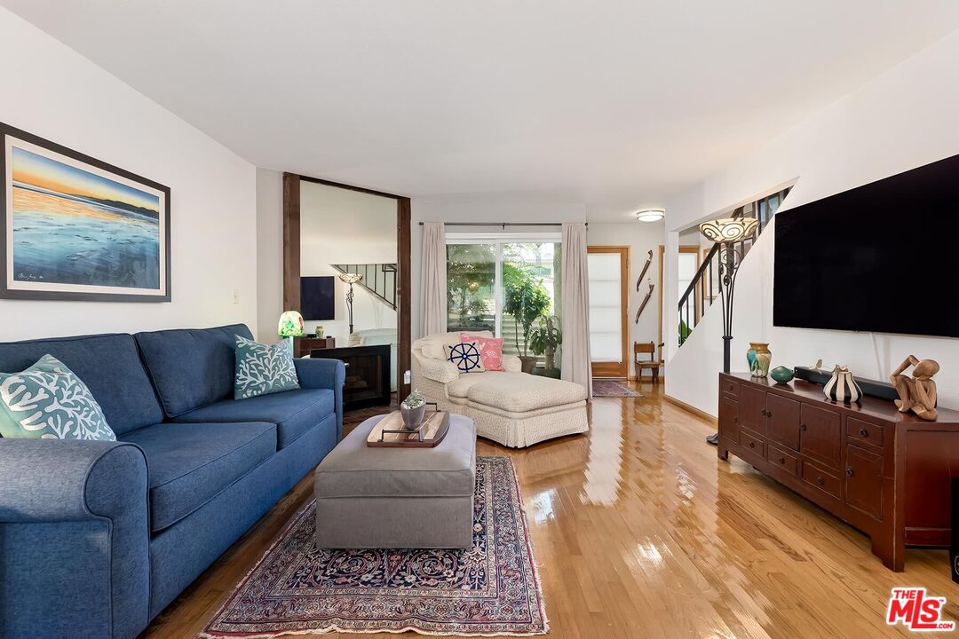 2016 Euclid St Unit: 12